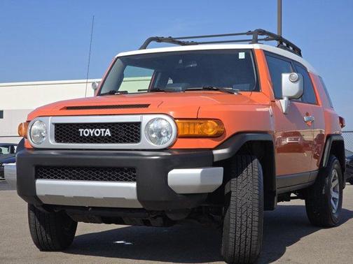 2014 Toyota FJ Cruiser Base