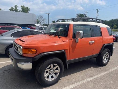 2014 Toyota FJ Cruiser Base