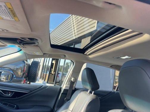 2022 Subaru Legacy 