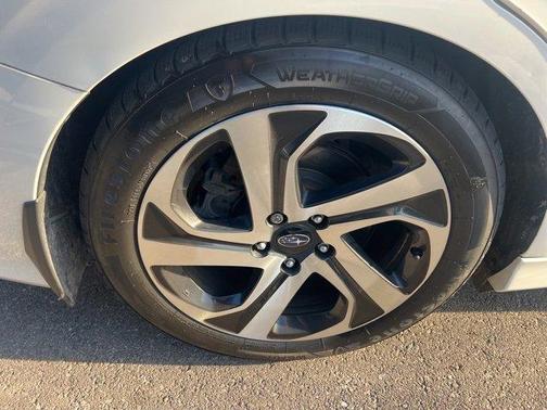2022 Subaru Legacy 