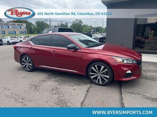 Scarlet Ember 2021 Nissan Altima 2.5 SR
