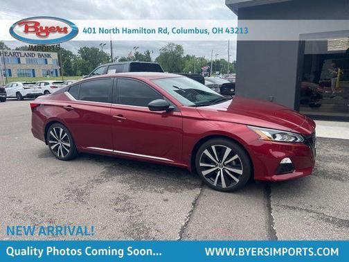 Scarlet Ember 2021 Nissan Altima 2.5 SR