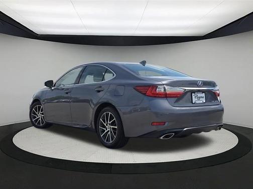 2017 Lexus ES 350 Base