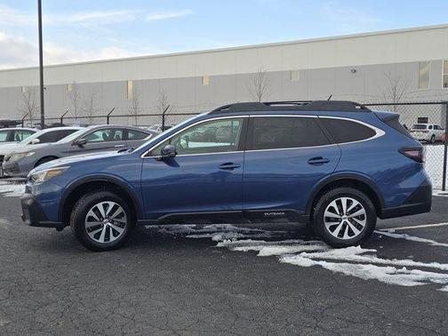 2022 Subaru Outback Premium