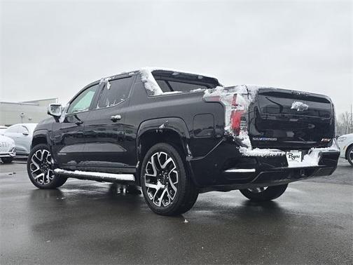 2024 Chevrolet Silverado EV RST