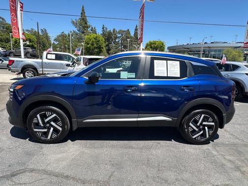 Deep Blue Pearl 2026 Nissan Kicks SV