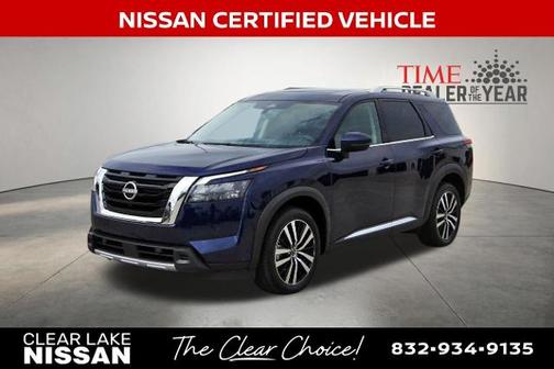 Deep Ocean Blue 2025 Nissan Pathfinder Platinum
