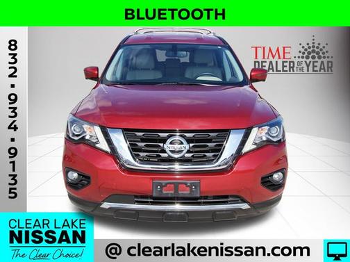 2017 Nissan Pathfinder SL