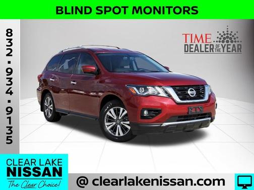 2017 Nissan Pathfinder SL