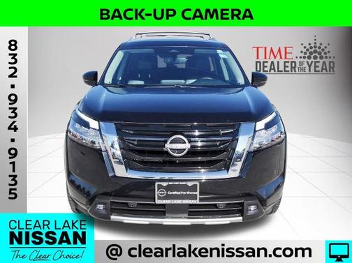 2022 Nissan Pathfinder SL