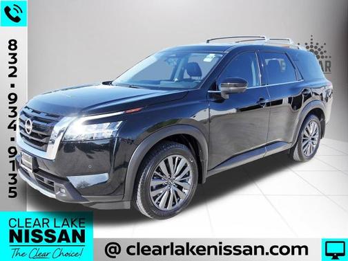 2022 Nissan Pathfinder SL