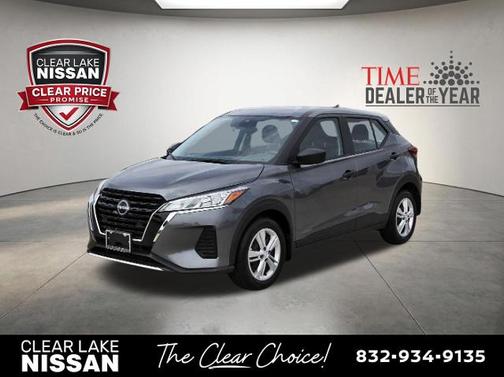 Gun Metallic 2025 Nissan Kicks Play S