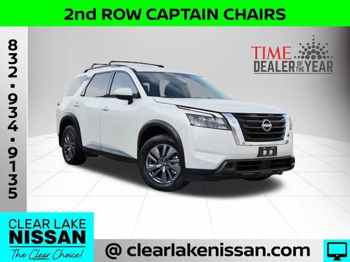 2023 Nissan Pathfinder SV