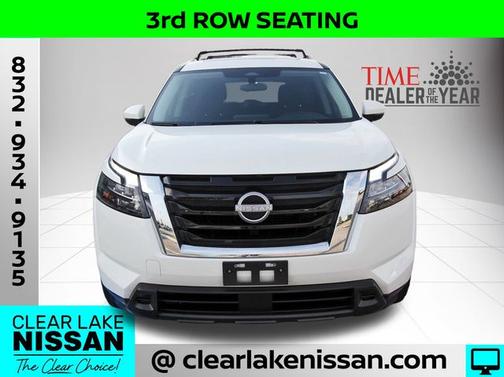2023 Nissan Pathfinder SV