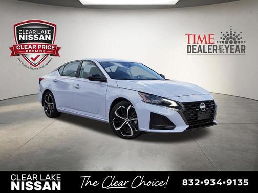 Gray Sky Pearl 2025 Nissan Altima SR