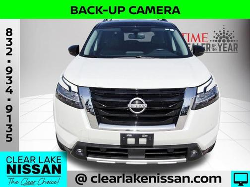 2022 Nissan Pathfinder SL