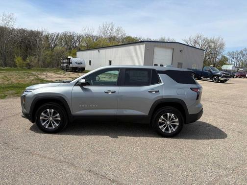 Sterling Gray Metallic 2026 Chevrolet Equinox 1LT