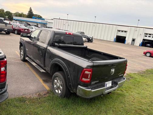 2020 RAM 2500 Big Horn 4x4 Crew Cab 64 Box