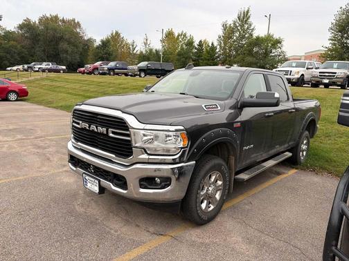2020 RAM 2500 Big Horn 4x4 Crew Cab 64 Box