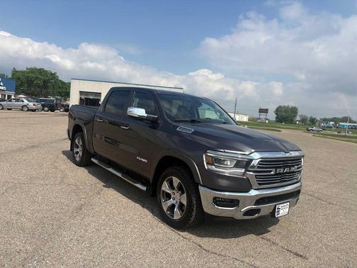 Granite Crystal Metallic Clearcoat 2020 RAM 1500 Laramie