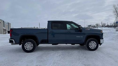2026 Chevrolet Silverado 3500 LT