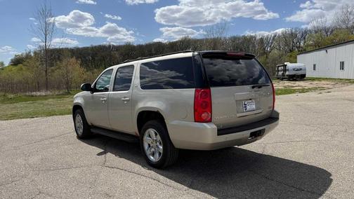 Champagne Silver Metallic 2013 GMC Yukon XL 1500 SLT