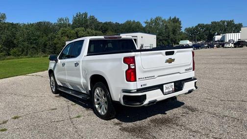 2022 Chevrolet Silverado 1500 High Country