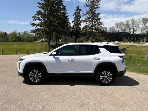 Summit White 2026 Chevrolet Equinox 1LT