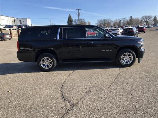 2017 Chevrolet Suburban LT