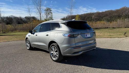 2024 Buick Enclave Avenir