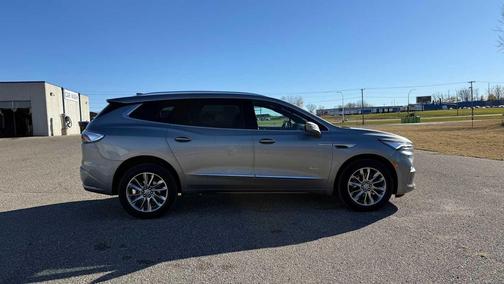 2024 Buick Enclave Avenir
