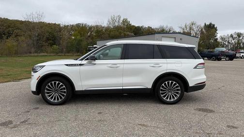 2023 Lincoln Aviator Standard AWD