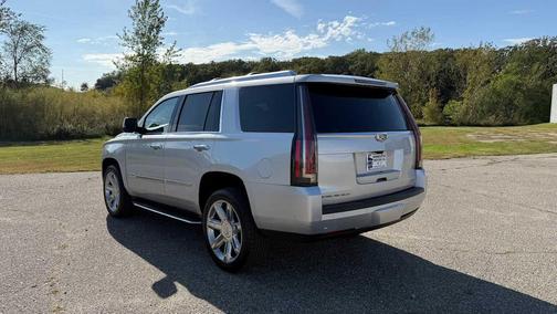 2018 Cadillac Escalade Luxury