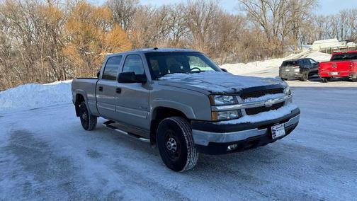 2004 Chevrolet Silverado 2500 LS Crew Cab