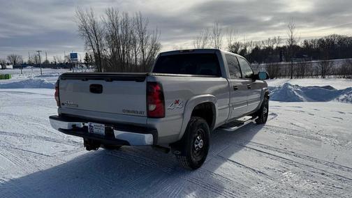 2004 Chevrolet Silverado 2500 LS Crew Cab