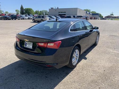 Mosaic Black Metallic 2016 Chevrolet Malibu LT
