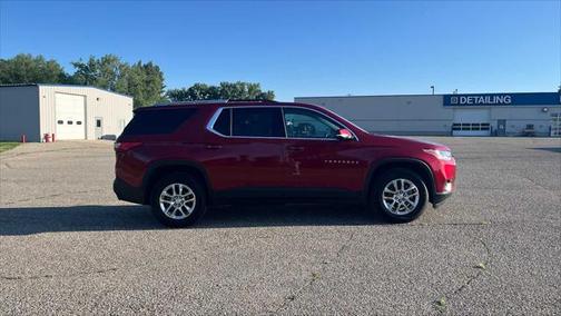 2018 Chevrolet Traverse LT Cloth