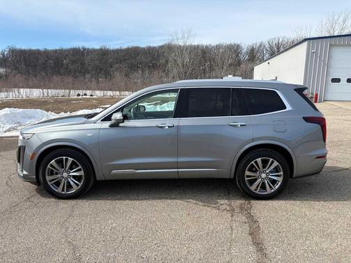 2025 Cadillac XT6 Premium Luxury AWD