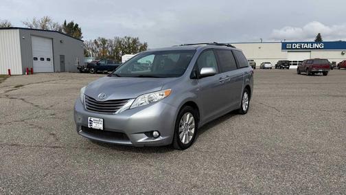 2017 Toyota Sienna XLE Premium
