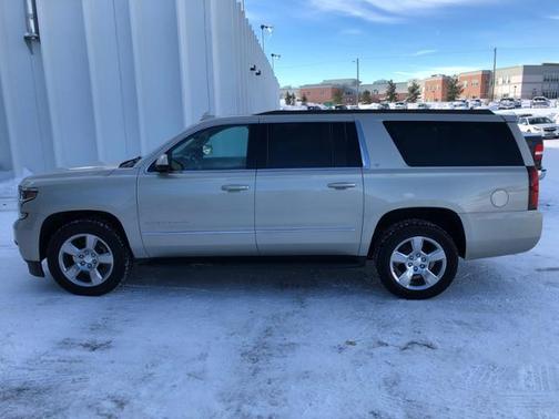 2017 Chevrolet Suburban LT