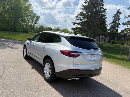 2021 Buick Enclave Essence