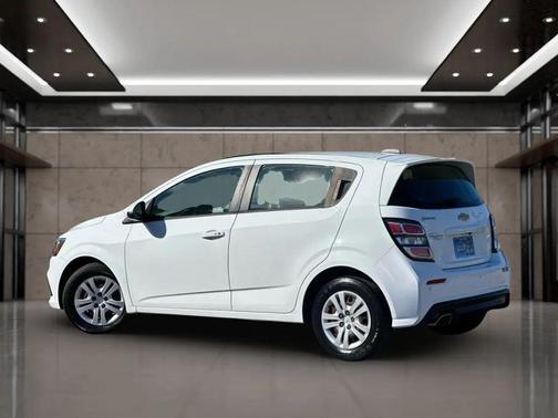 2020 Chevrolet Sonic FWD Hatchback 1FL 5-Door