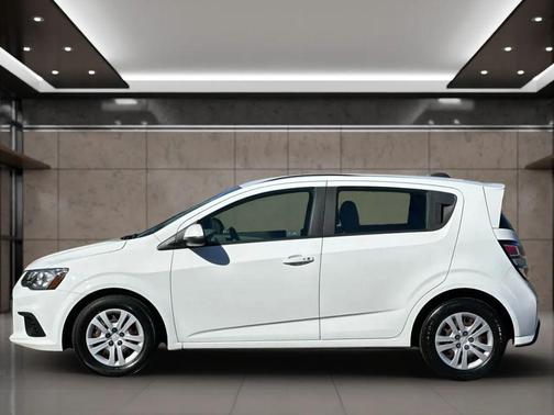 2020 Chevrolet Sonic FWD Hatchback 1FL 5-Door