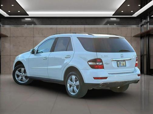 2010 Mercedes-Benz M-Class 4MATIC