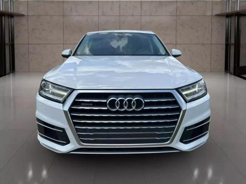 2019 Audi Q7 45 Premium