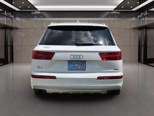 2019 Audi Q7 45 Premium