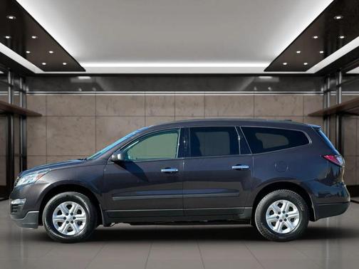 2017 Chevrolet Traverse LS