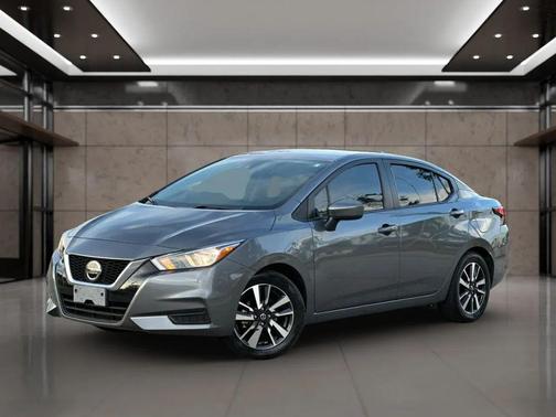 Gun Metallic 2022 Nissan Versa 1.6 SV