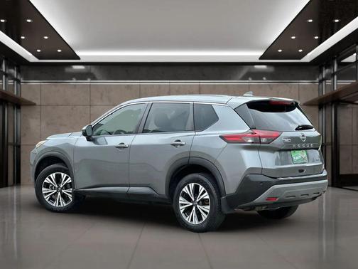 Gun Metallic 2022 Nissan Rogue SV