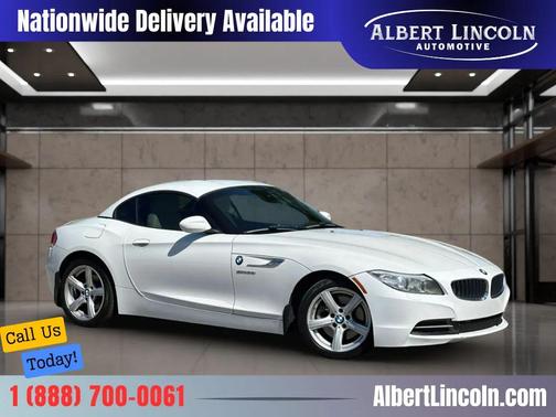 White 2014 BMW Z4 sDrive28i